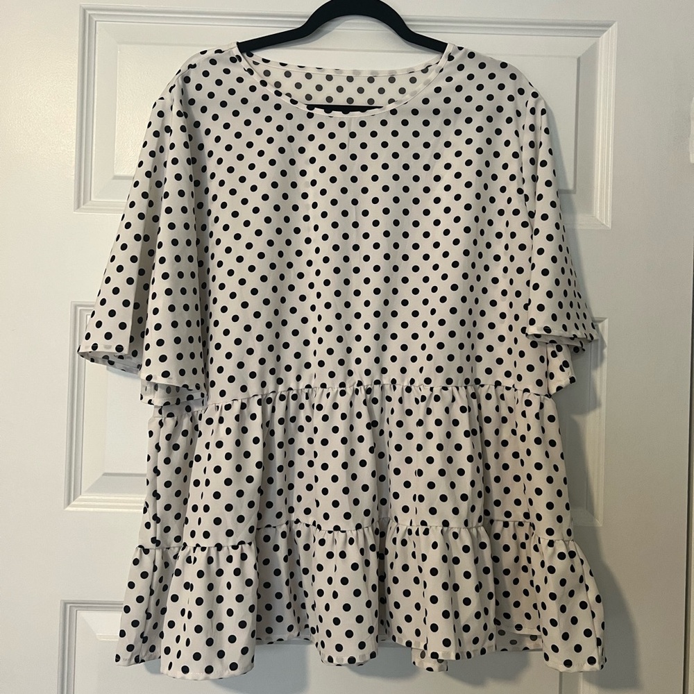 NWOT SHEIN Black&White Babydoll Top